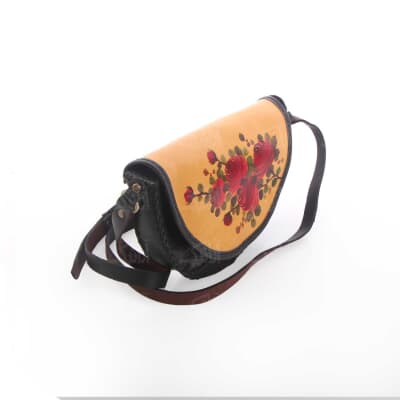 کیف‎ ‎دوشی‎ ‎‎چرم‎ ‎‎‎مشکی‎ با تزئین نقاشی‎ ‎‎